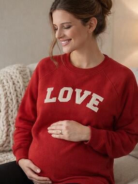 Isabel Maternity “LOVE” Red Fleece Sweatshirt NWT Size Large Soft Cozy Pullover